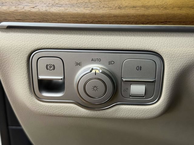 Certified 2025 Mercedes-Benz GLE 350 4MATIC image 29