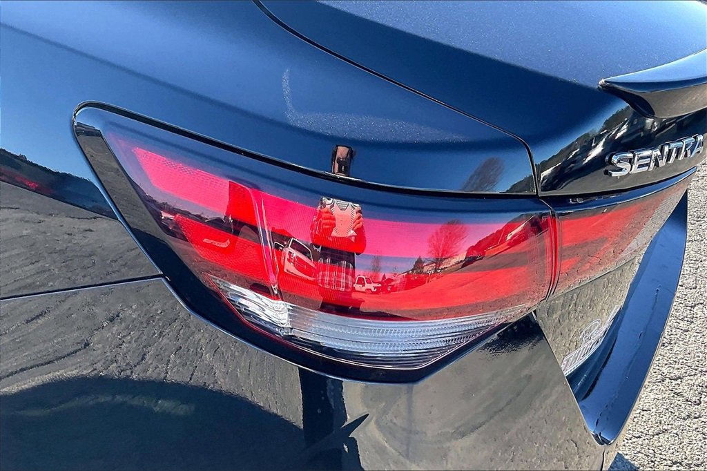 Used 2024 Nissan Sentra SV image 23