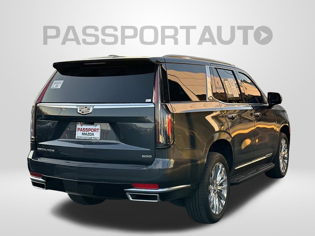 Used 2022 Cadillac Escalade Premium Luxury image 5