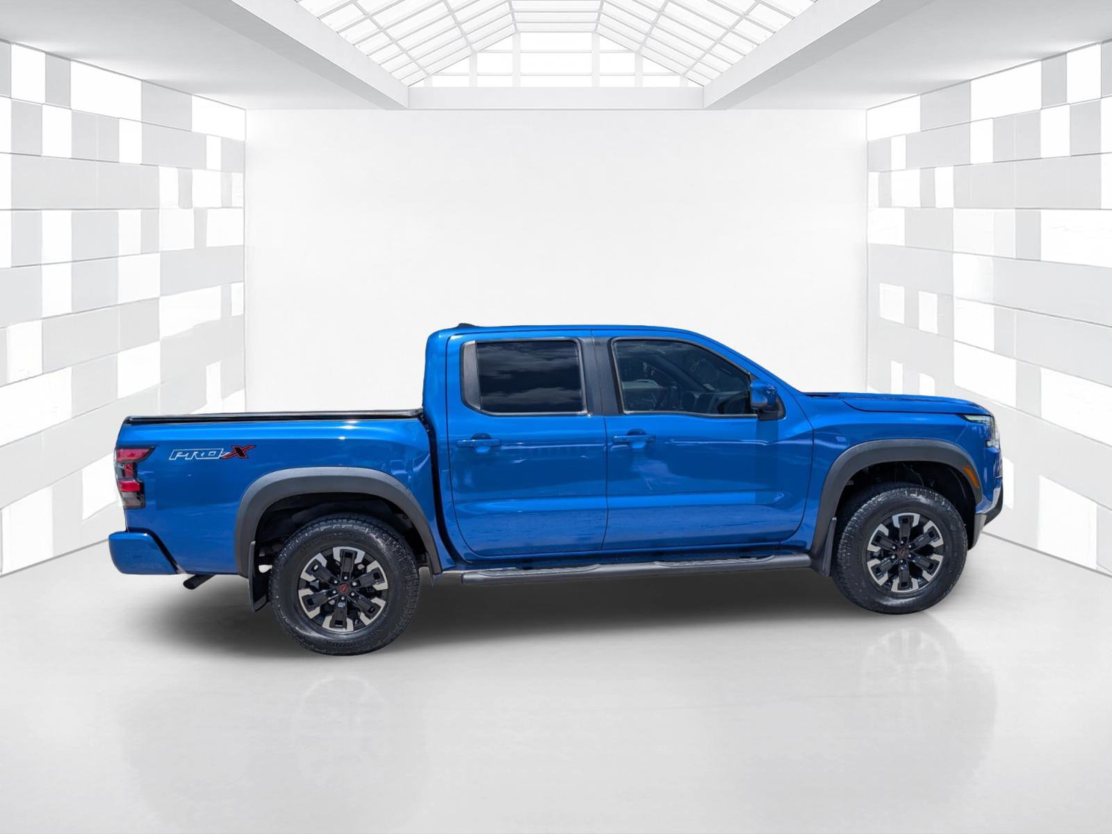 Certified 2024 Nissan Frontier Pro-X RWD image 8