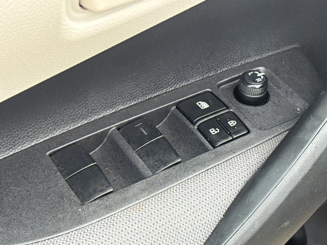 Used 2025 Toyota Corolla LE FWD image 19