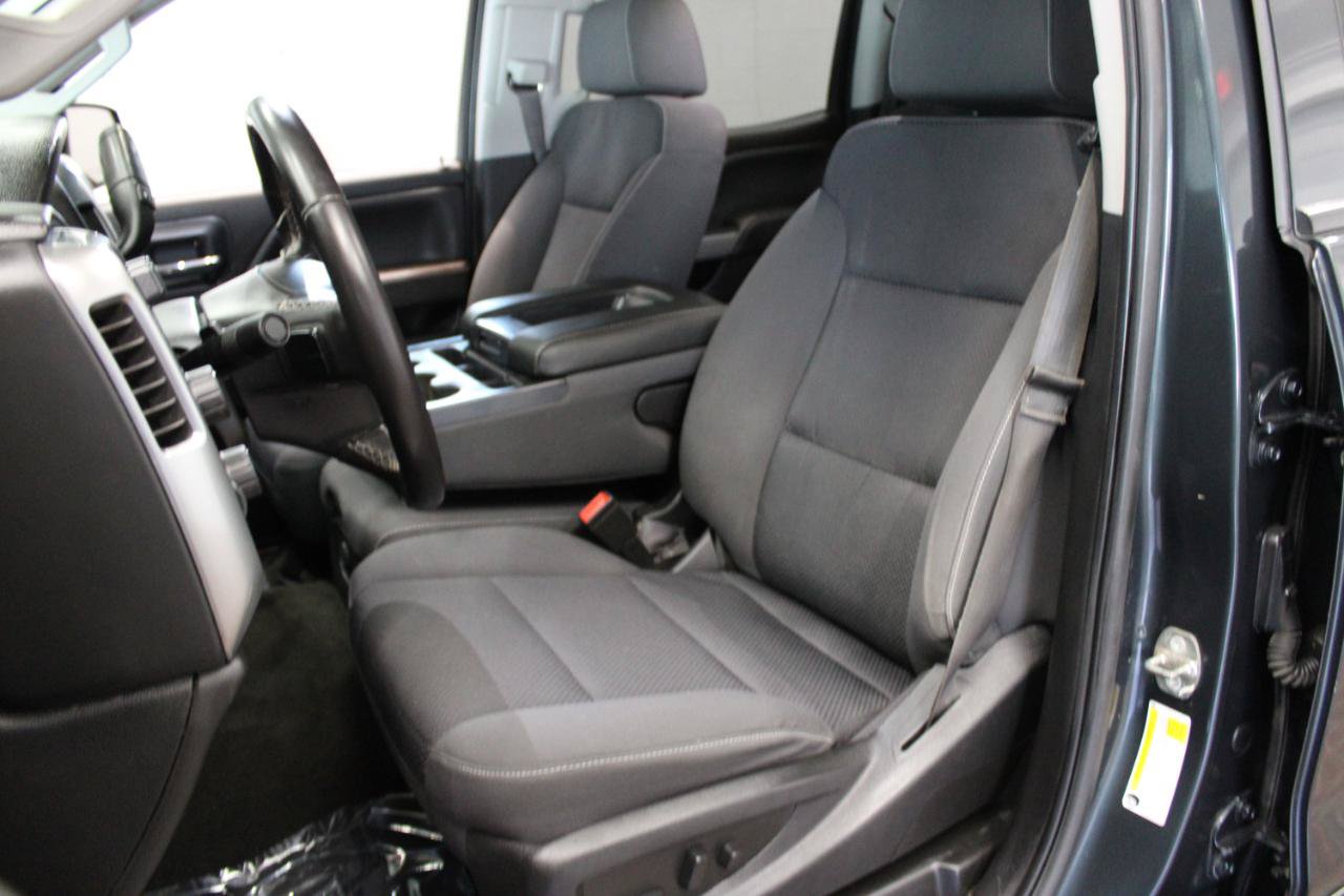 Used 2018 Chevrolet Silverado 2500 LT w/ LT Convenience Package AWD/4WD image 10