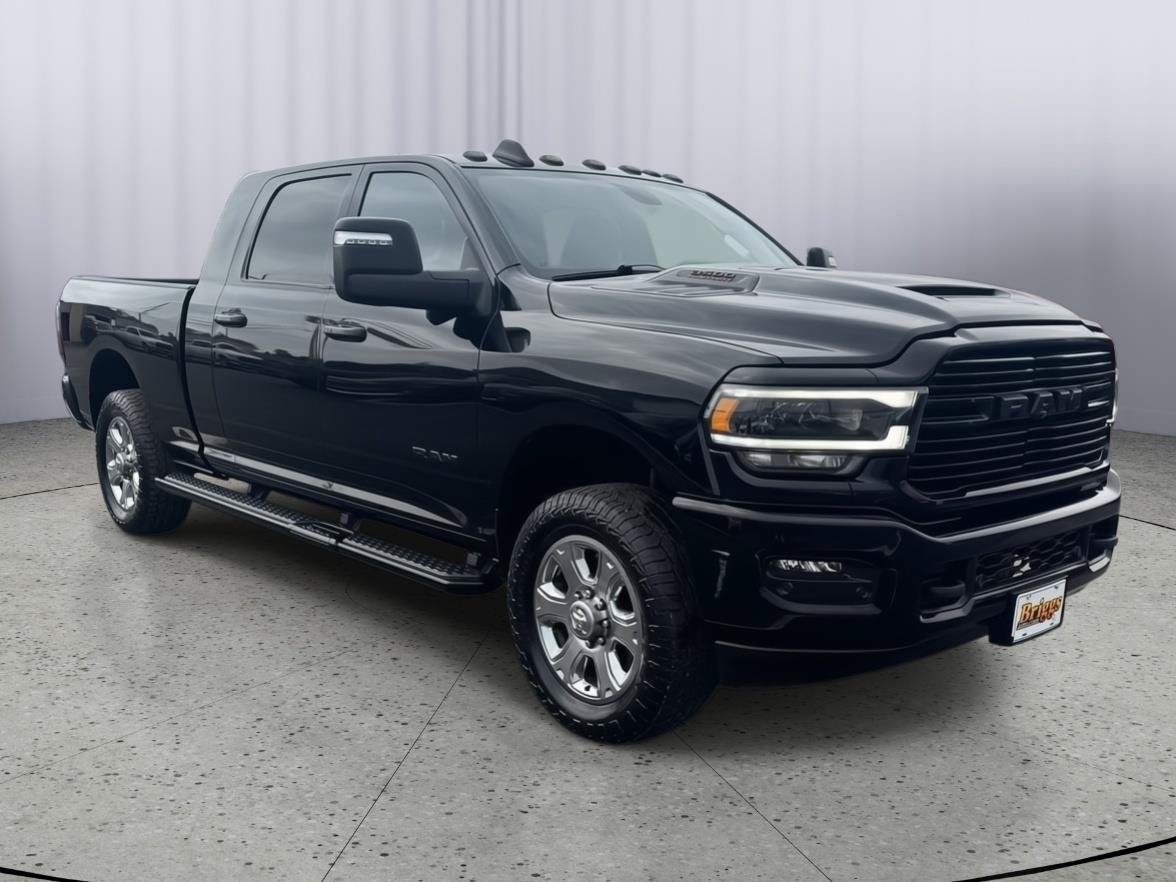 Used 2023 RAM 3500 Laramie AWD/4WD image 7
