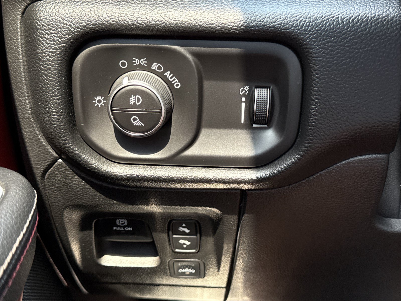 Used 2020 RAM 1500 Rebel w/ Rebel Level 2 Equipment Group AWD/4WD image 17