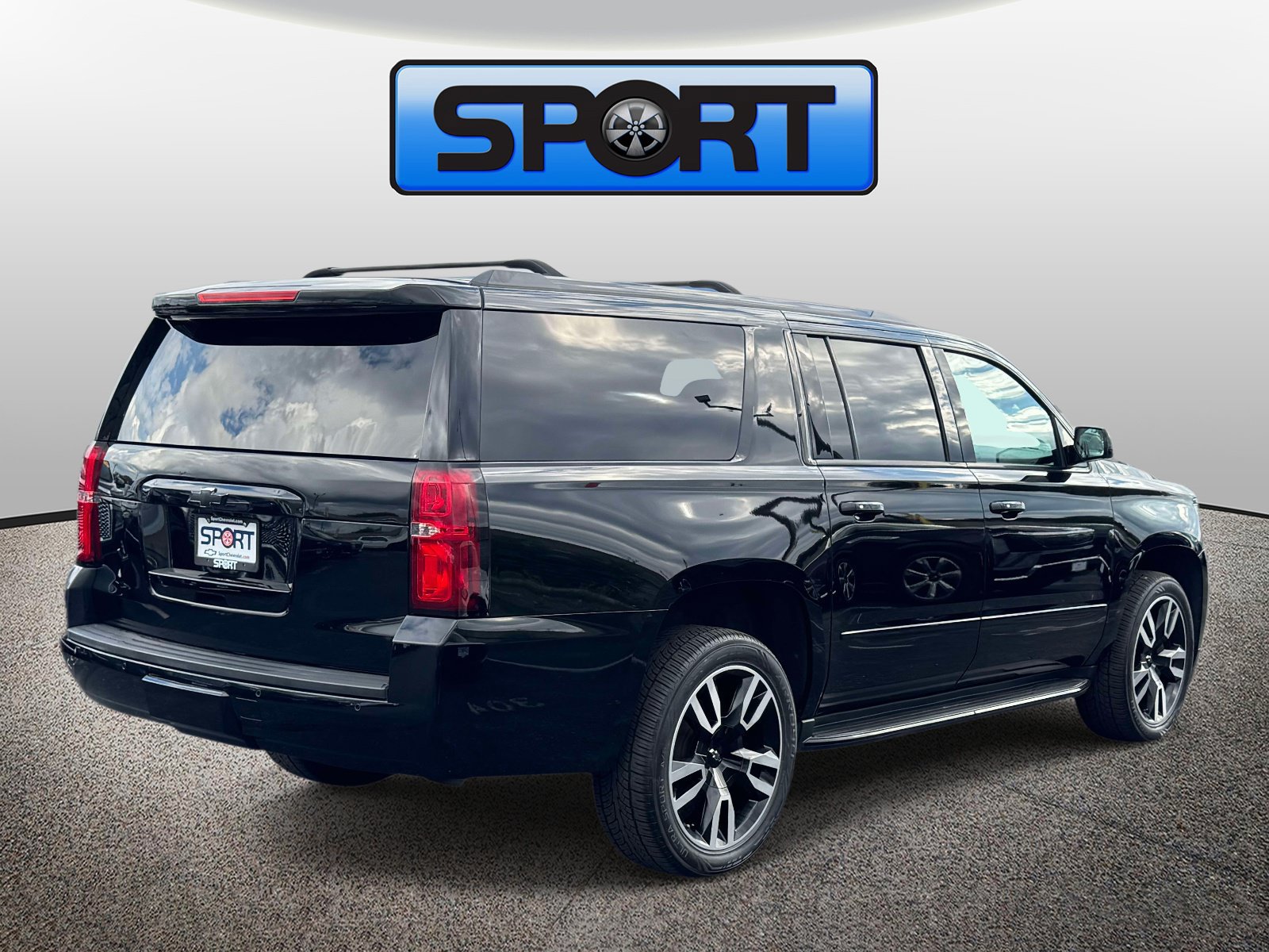 Used 2020 Chevrolet Suburban Premier AWD/4WD image 25
