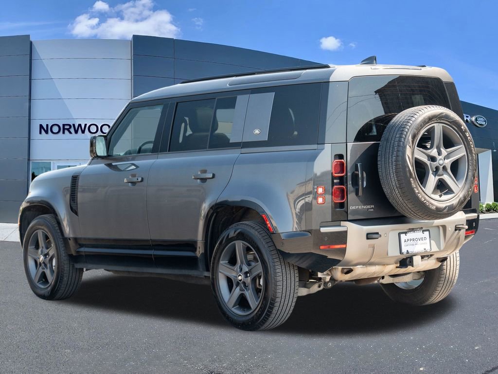 Used 2022 Land Rover Defender 110 X-Dynamic SE AWD/4WD image 6