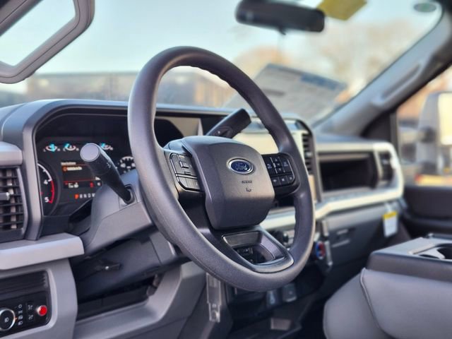 New 2025 Ford F450 XL image 13