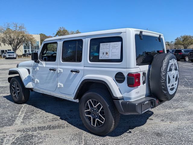 Used 2024 Jeep Wrangler Sahara image 5