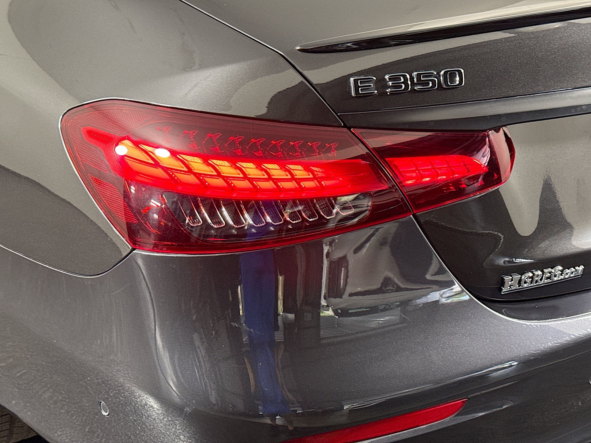 Used 2022 Mercedes-Benz E 350 Sedan w/ AMG Line Exterior image 36