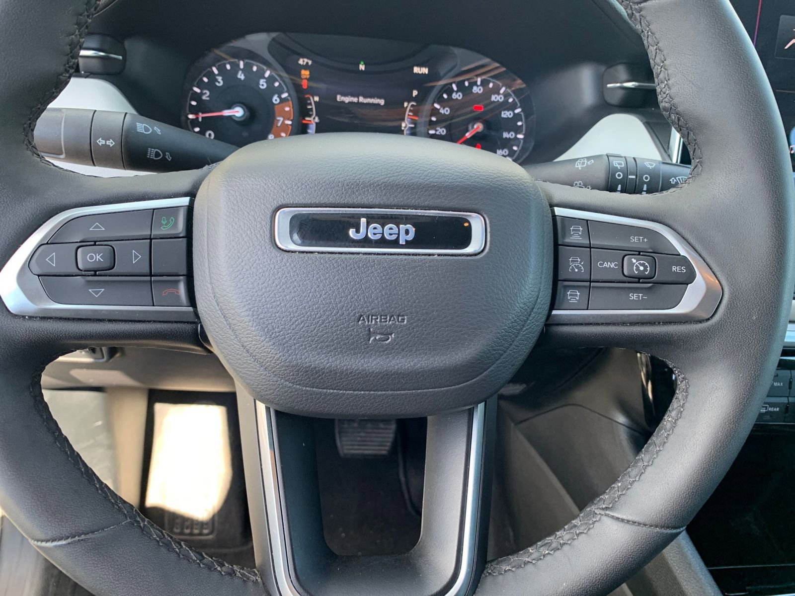 Used 2025 Jeep Compass Limited image 29