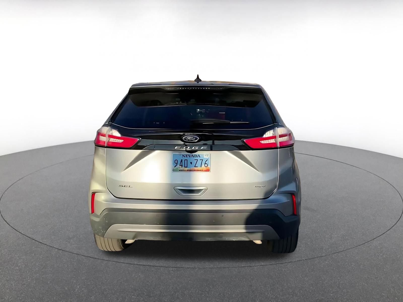 Used 2024 Ford Edge SEL image 12