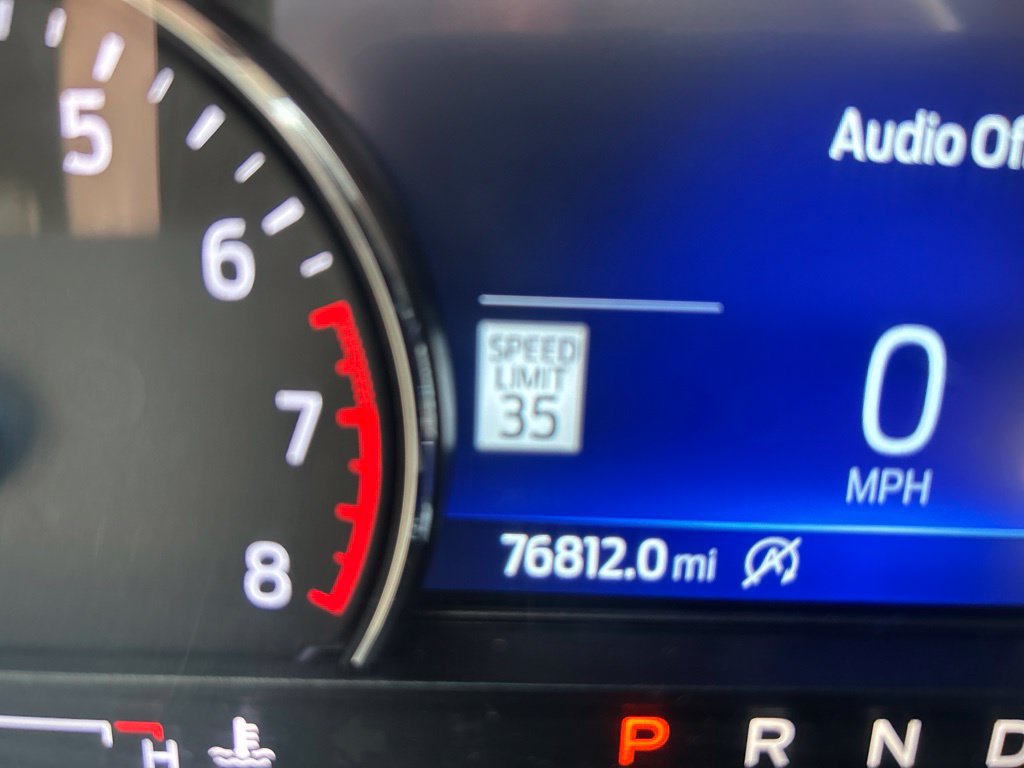 Used 2021 Ford Explorer Limited w/ Equipment Group 301A AWD/4WD image 10