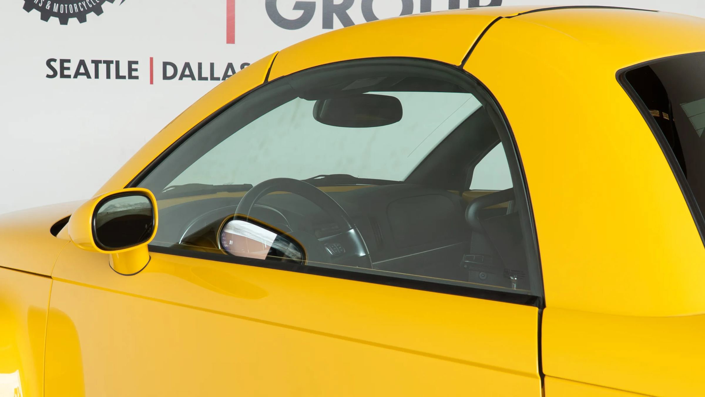 Used 2006 Chevrolet SSR w/ Preferred Equipment Group RWD image 22