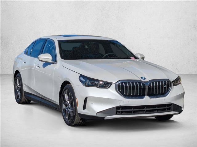 New 2026 BMW i5 eDrive40 image 6