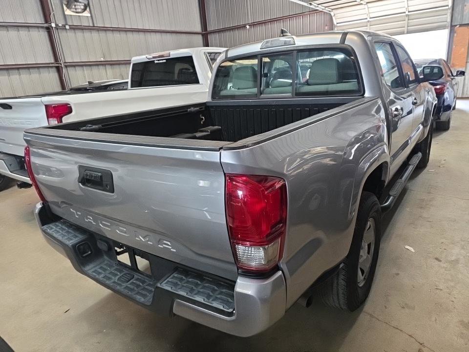 Used 2018 Toyota Tacoma SR w/ SR Convenience Package image 6