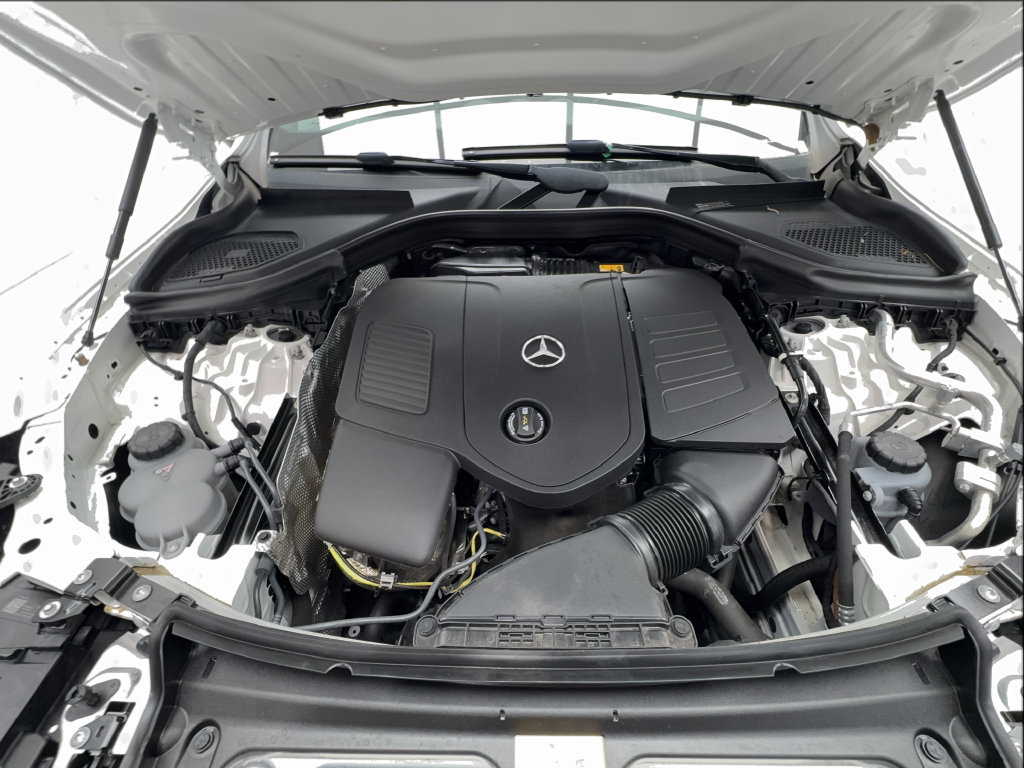 Used 2024 Mercedes-Benz GLC 300 image 20