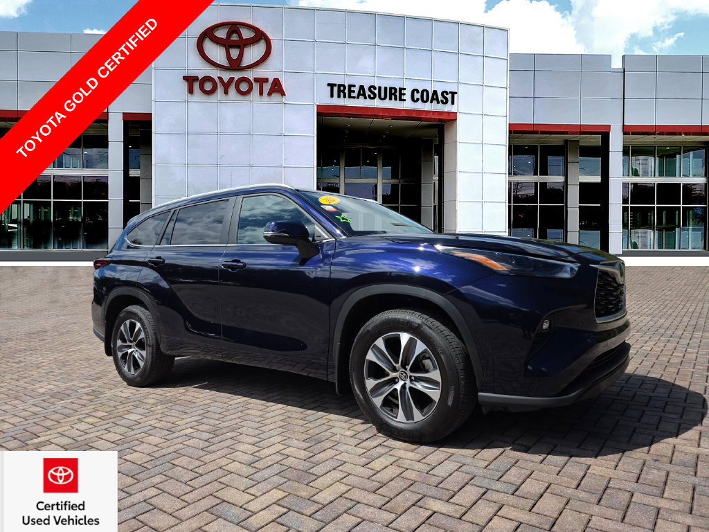 Certified 2026 Toyota Highlander XLE AWD/4WD image 1