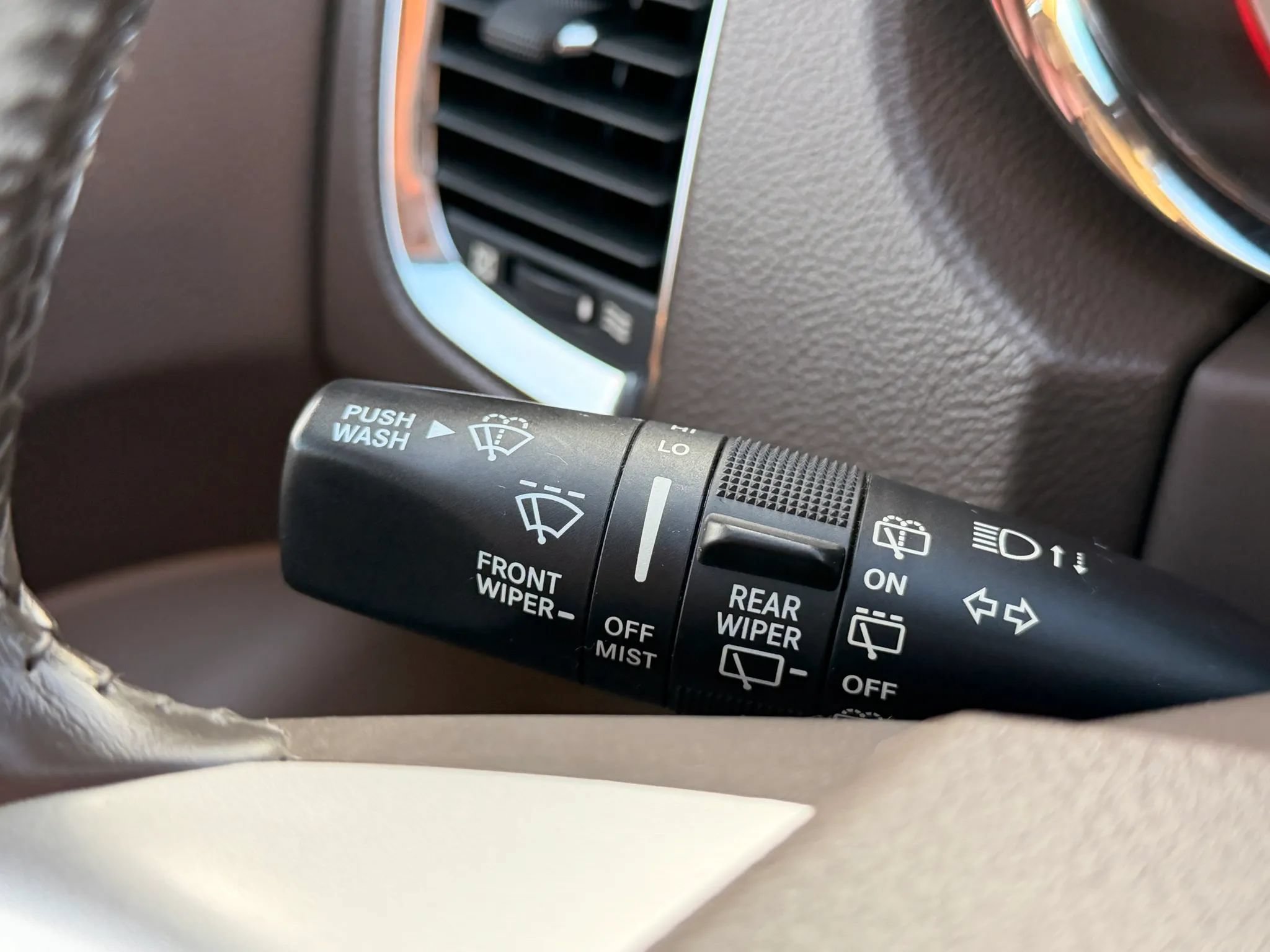 Used 2011 Dodge Durango Crew AWD/4WD image 38