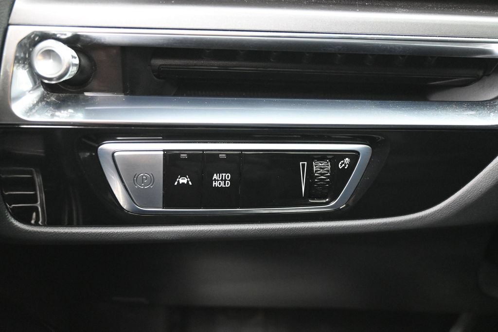 Used 2024 Cadillac Lyriq Tech w/ Driver Assist Package AWD/4WD image 22