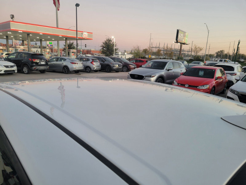 Used 2019 Toyota Prius Prime Plus FWD image 16