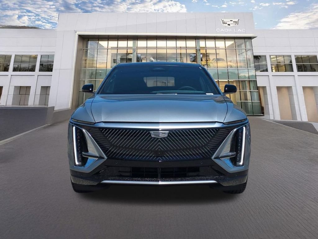 New 2026 Cadillac Lyriq Luxury AWD/4WD video 2