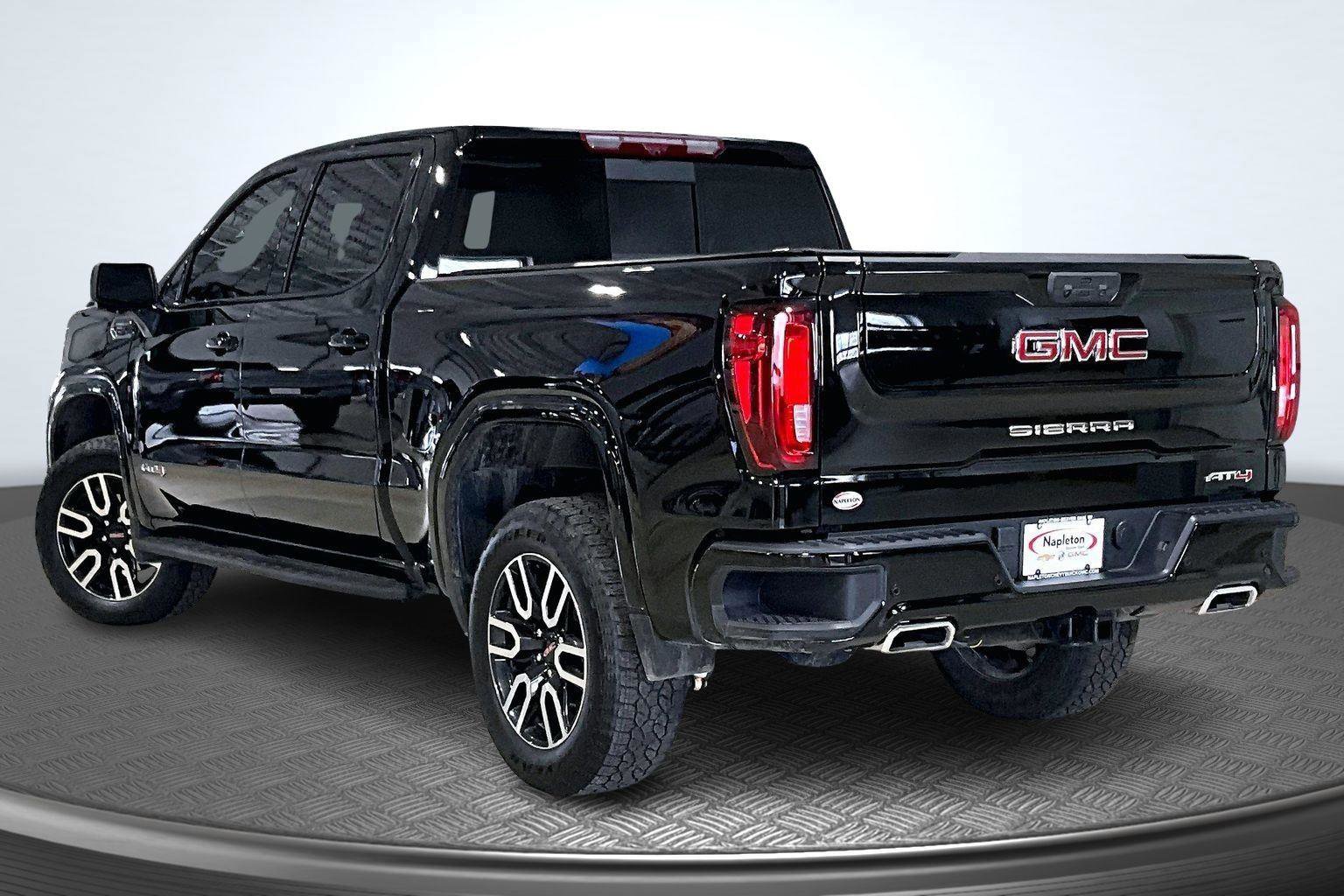 Used 2025 GMC Sierra 1500 AT4 w/ AT4 Premium Package image 14