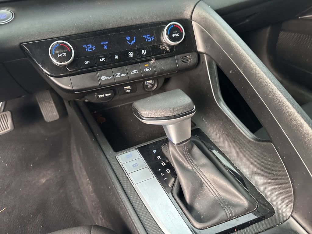 Used 2022 Hyundai Elantra SEL image 7