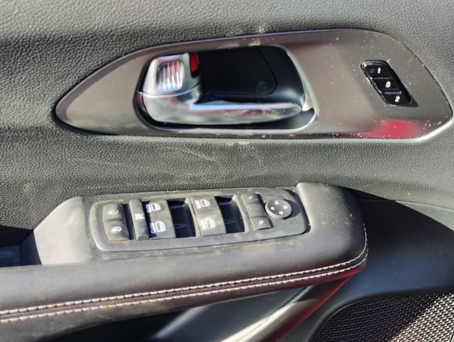 New 2026 Chrysler Pacifica Select w/ S Appearance Package image 12