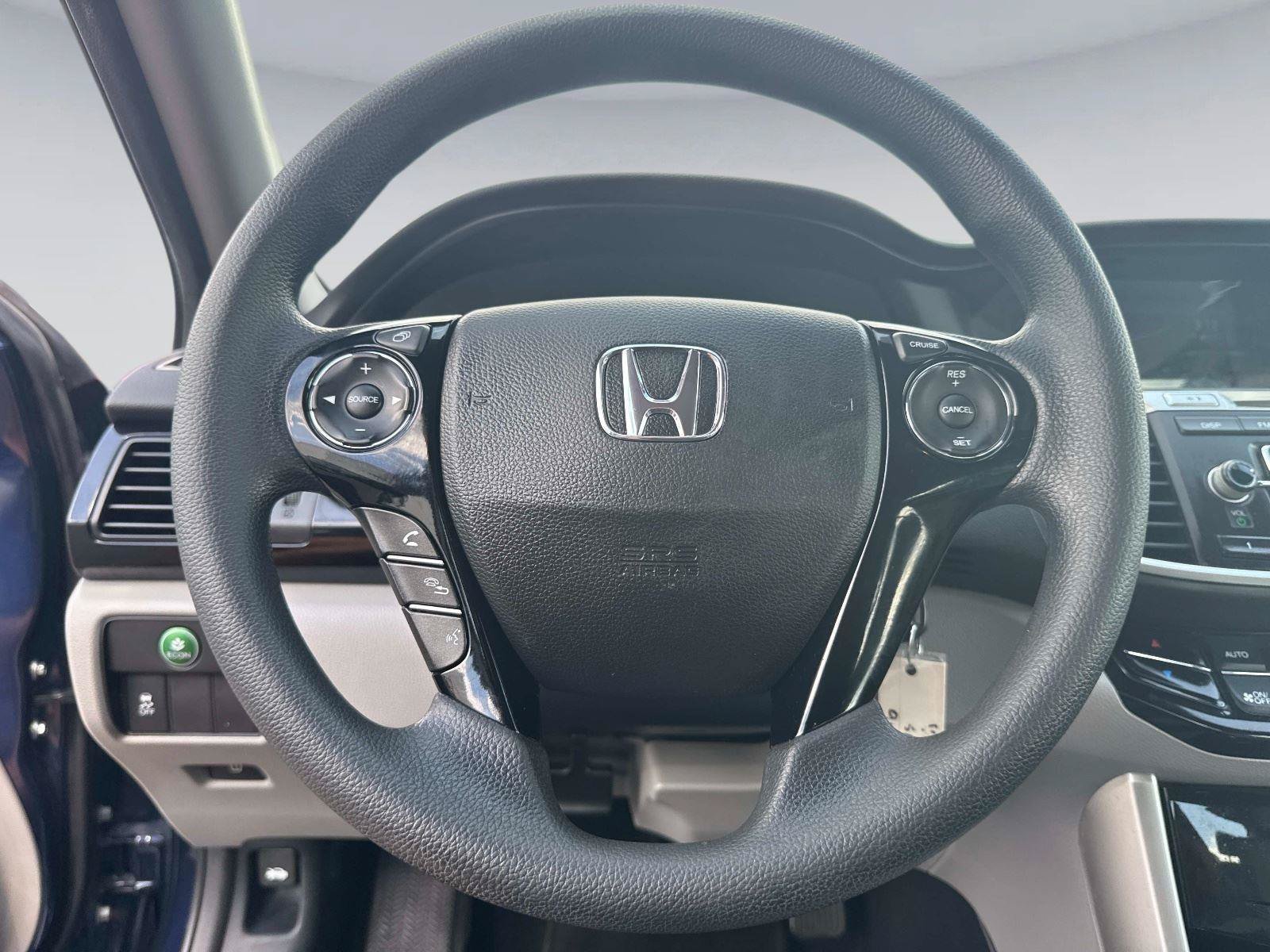 Used 2016 Honda Accord LX image 24
