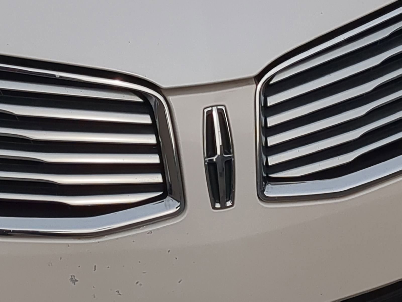 Used 2015 Lincoln MKZ AWD w/ Equipment Group 102A Reserve image 16