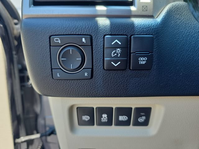 Used 2022 Lexus GX 460 Premium AWD/4WD image 19