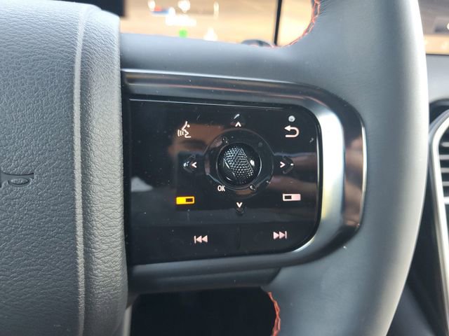 Certified 2025 Nissan Armada PRO-4X image 15