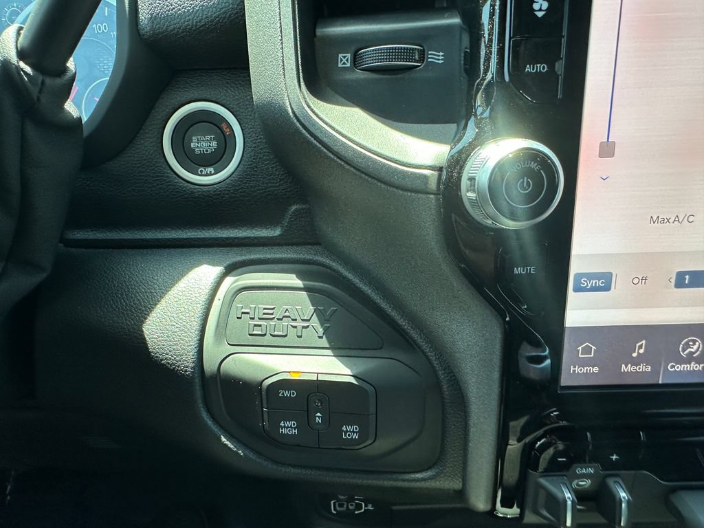 New 2026 RAM 2500 Tradesman AWD/4WD image 25