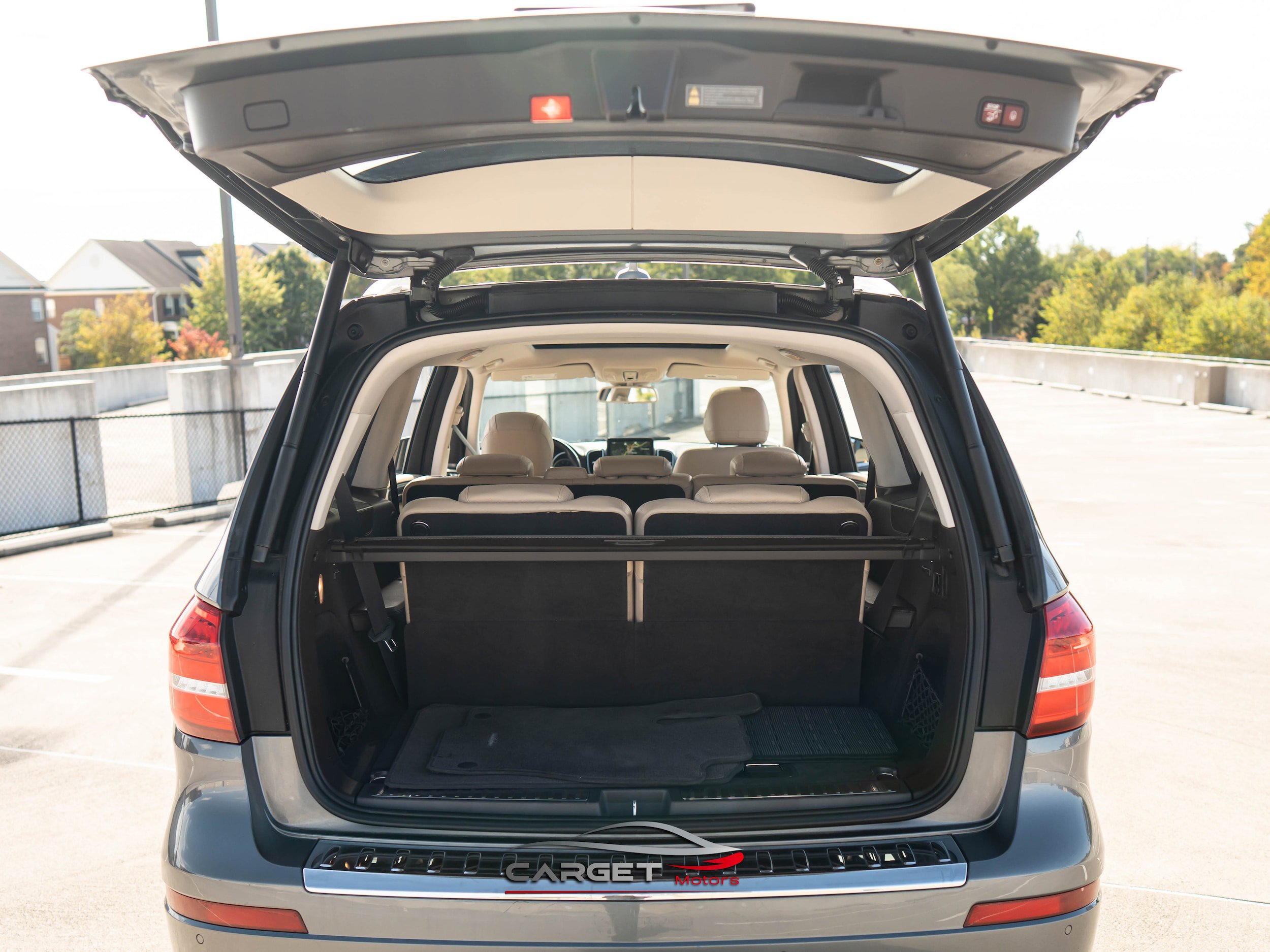 Used 2017 Mercedes-Benz GLS 450 4MATIC w/ Premium Package image 51