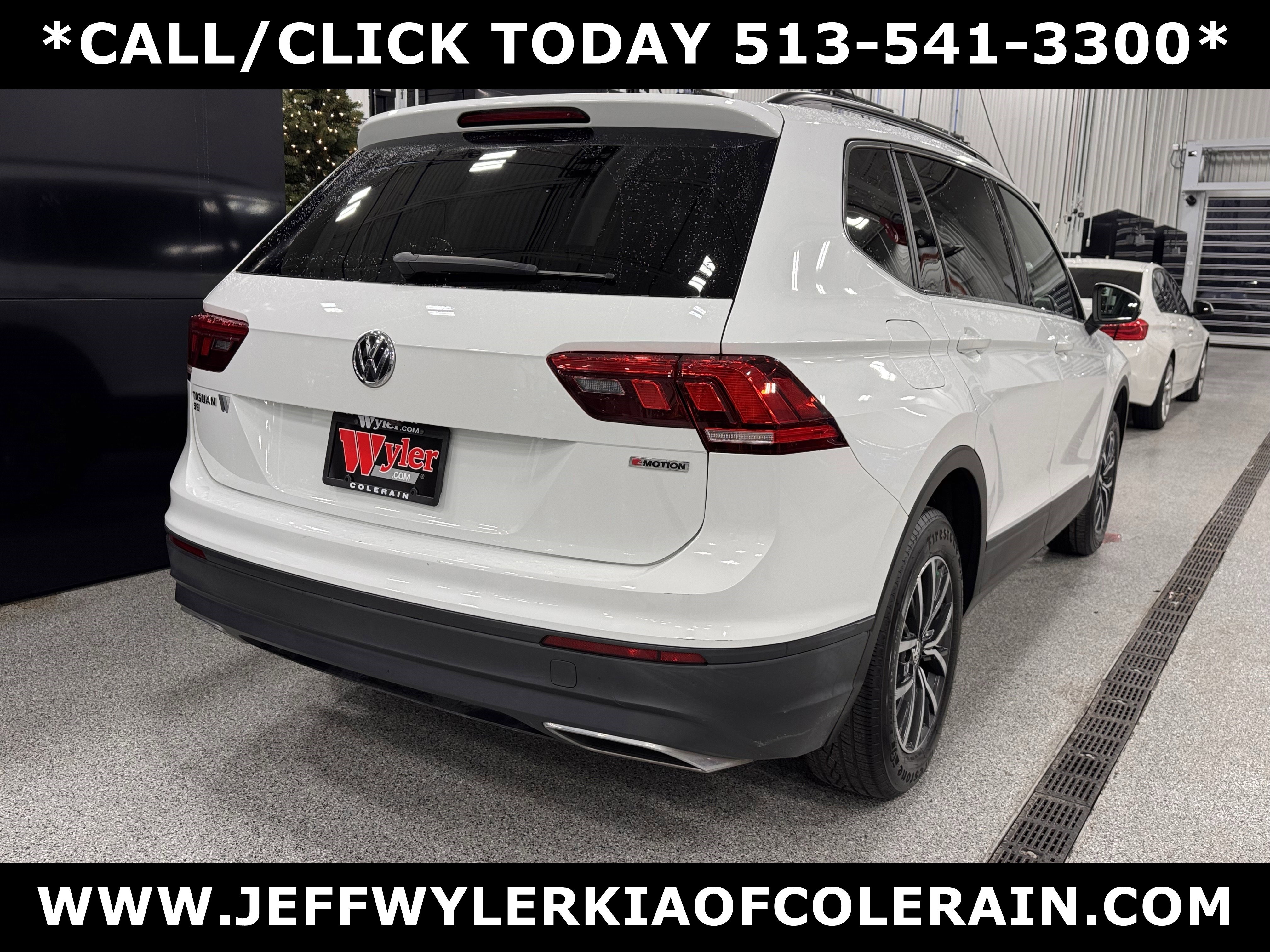 Used 2019 Volkswagen Tiguan SE w/ Panoramic Sunroof Package image 3