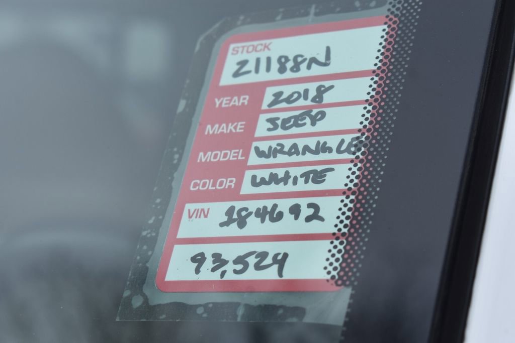 Used 2018 Jeep Wrangler Unlimited Sahara image 40