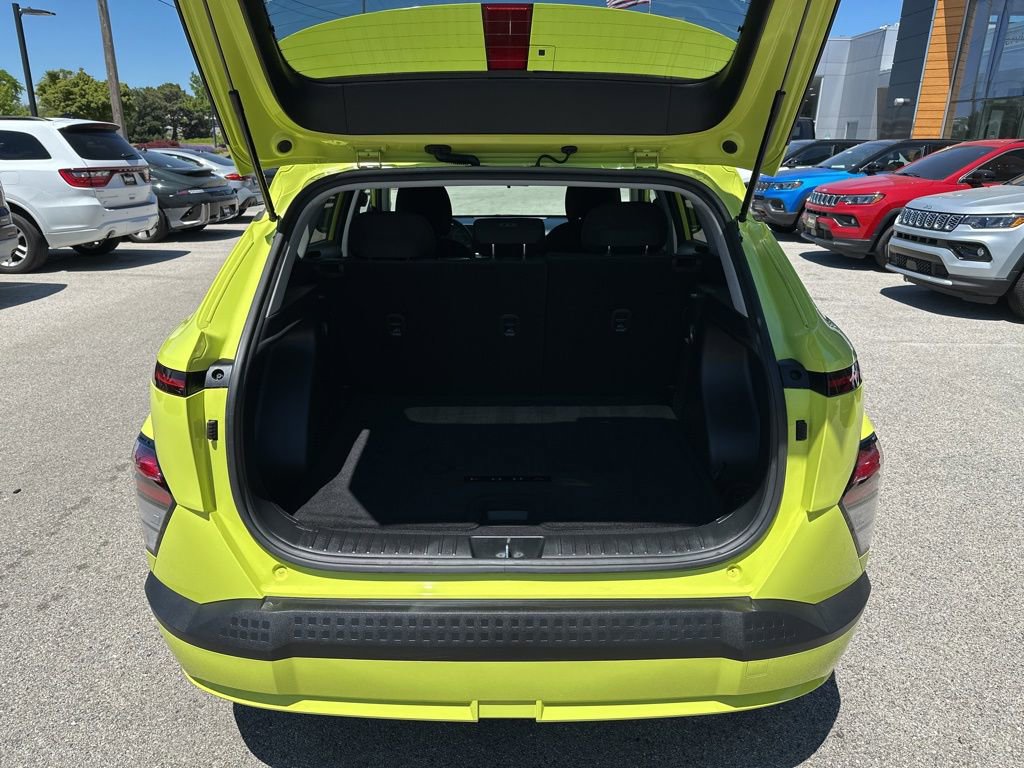 Used 2024 Hyundai Kona SEL FWD image 12