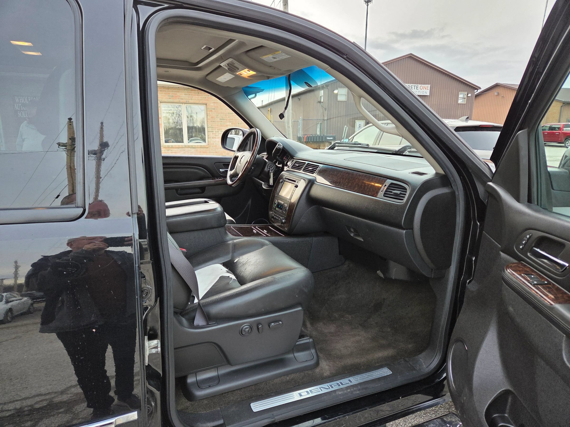 Used 2013 GMC Sierra 1500 Denali AWD/4WD image 20