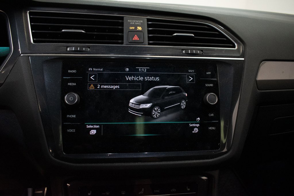 Used 2022 Volkswagen Tiguan SE R-Line image 15