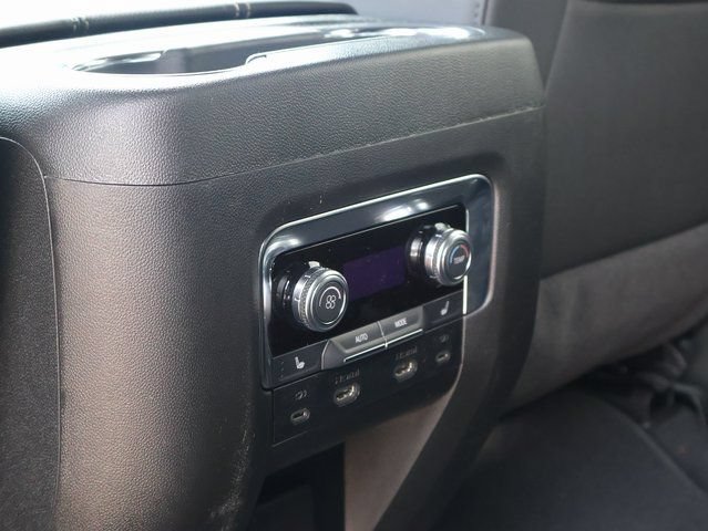 New 2026 GMC Yukon XL Elevation w/ Elevation Premium Package AWD/4WD image 19