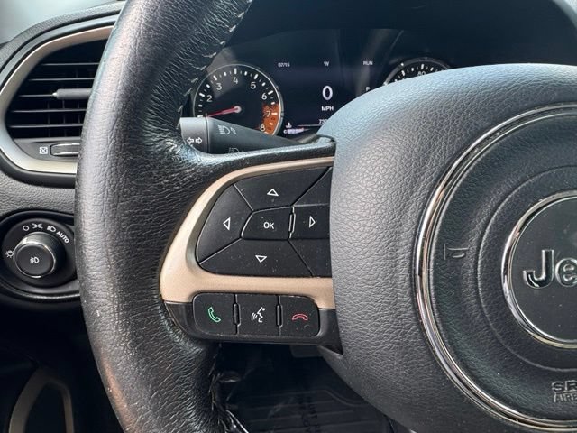 Used 2016 Jeep Renegade Limited AWD/4WD image 28