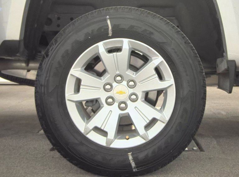 Used 2022 Chevrolet Colorado LT w/ Fleet Safety Package image 6