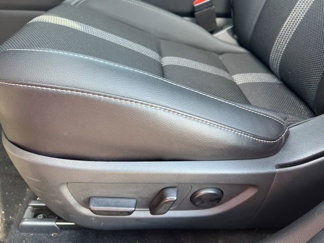 Used 2025 MAZDA CX-50 AWD 2.5 S w/ Accent Package image 24