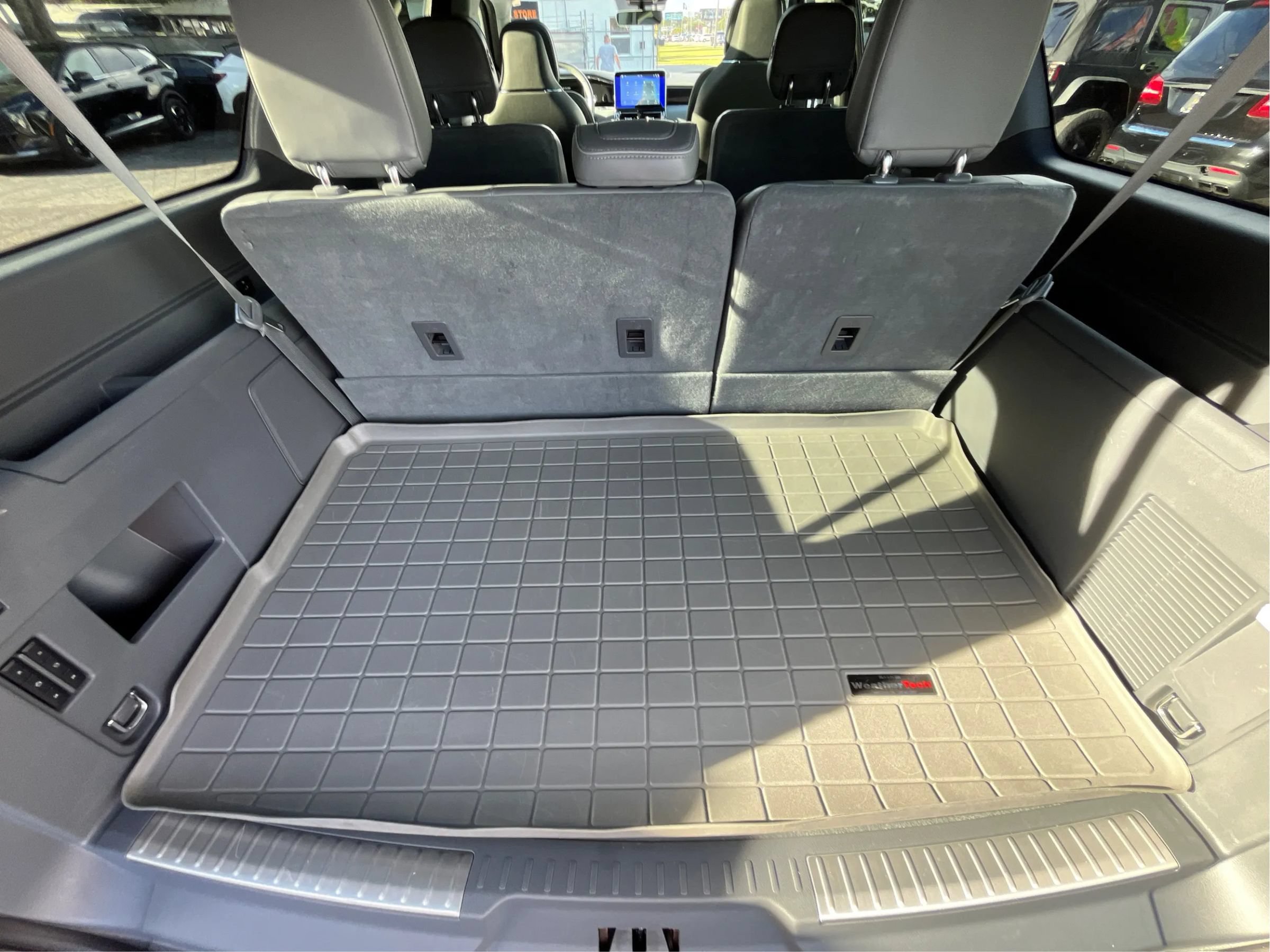 Used 2019 Lincoln Navigator L Reserve AWD/4WD image 23