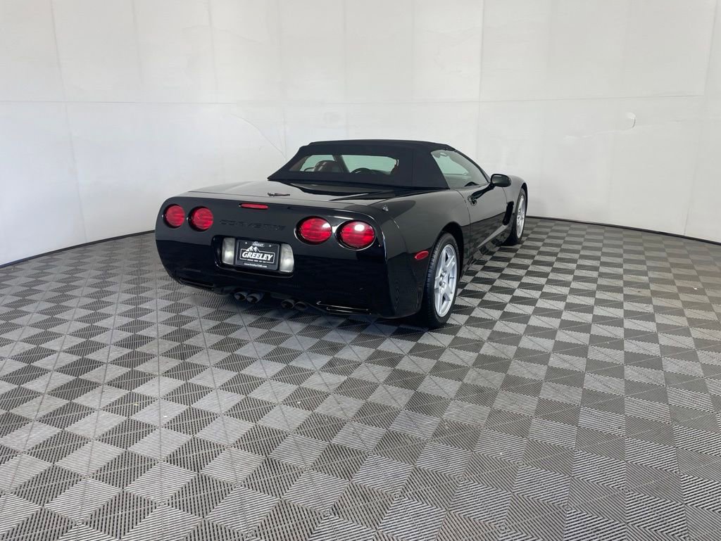 Used 1999 Chevrolet Corvette Convertible w/ Memory Pkg RWD image 3