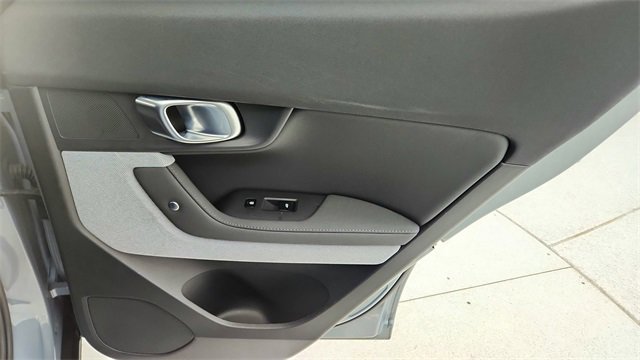 Used 2022 Polestar Polestar 2 image 26