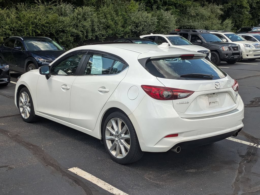 Used 2017 MAZDA MAZDA3 Grand Touring FWD image 4