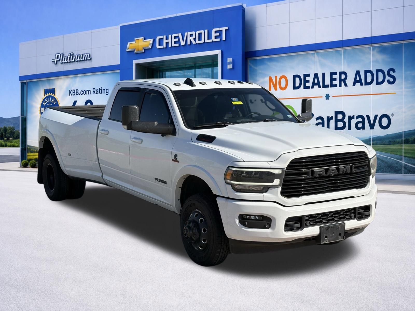 Used 2022 RAM 3500 Laramie w/ Night Edition AWD/4WD image 11
