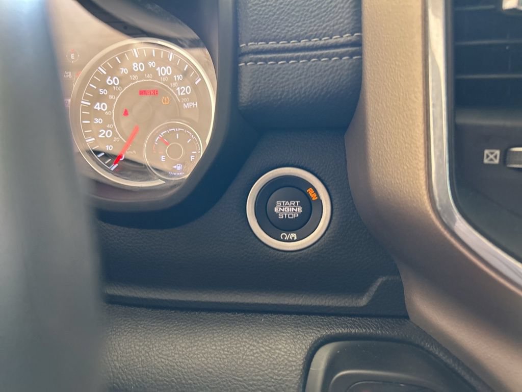 Used 2022 RAM 1500 Laramie AWD/4WD image 51
