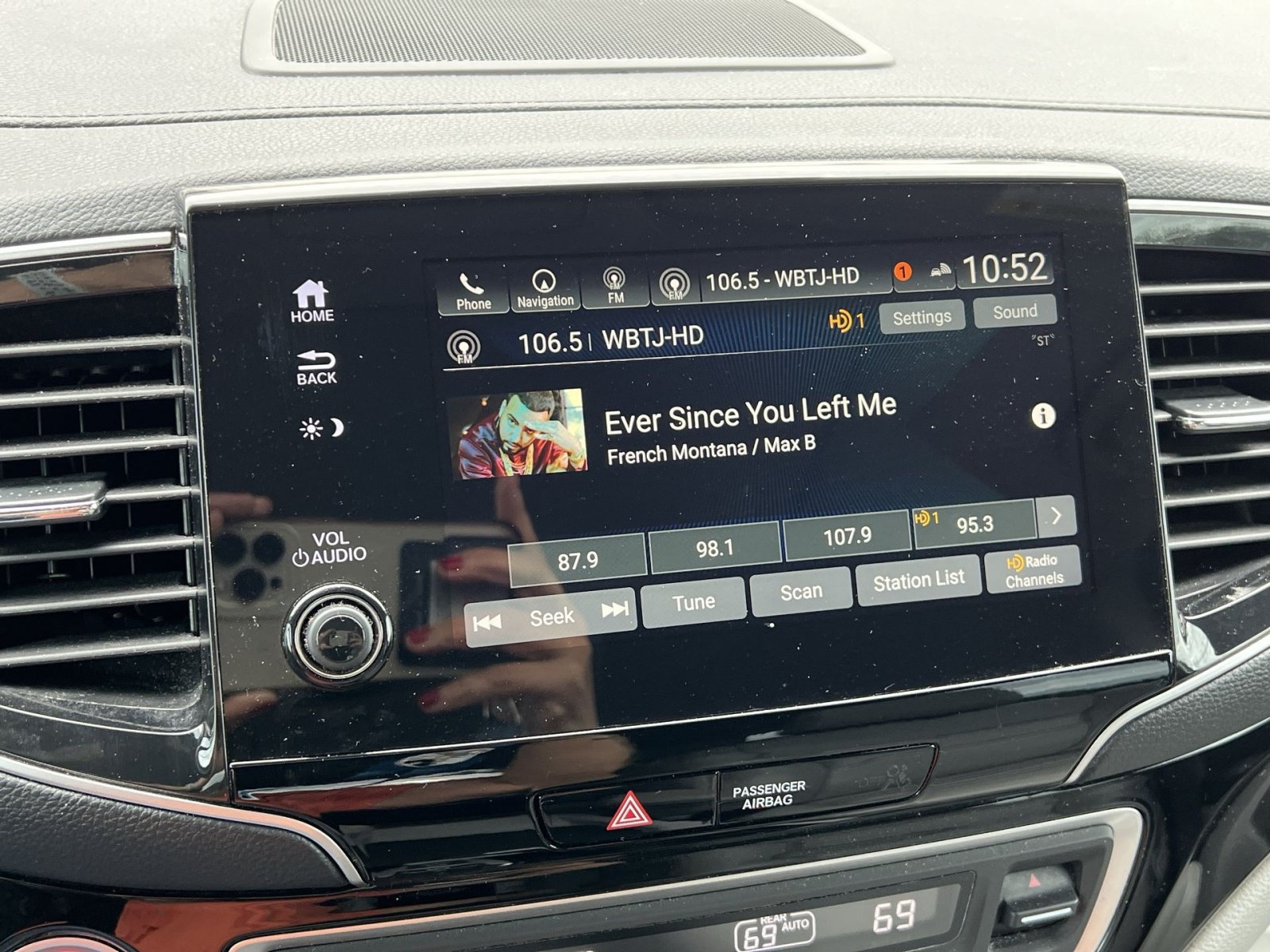 Used 2019 Honda Pilot Touring image 19